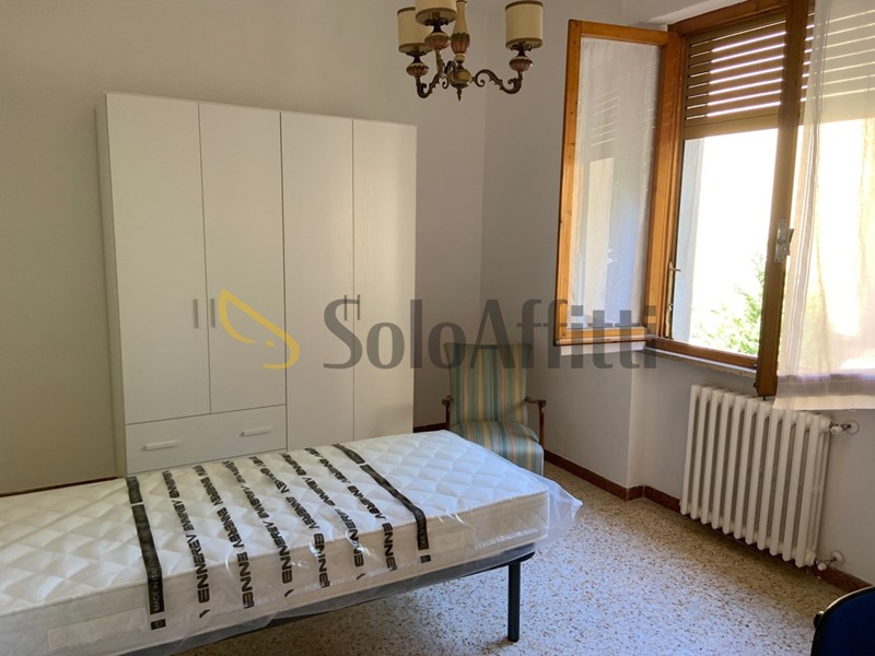 Stanza in Affitto a Siena, zona Fuori Porta Camollia, 257€, 90 m², arredato