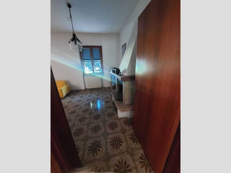 Casa Semi Indipendente in Vendita a Ameglia, zona Bocca Di Magra, 380'000&euro;, 120 m²