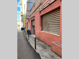 Immobile commerciale in Vendita a Potenza, 85'000&euro;, 90 m²