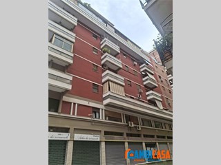 Trilocale in Vendita a Palermo, 89'000€, 66 m²