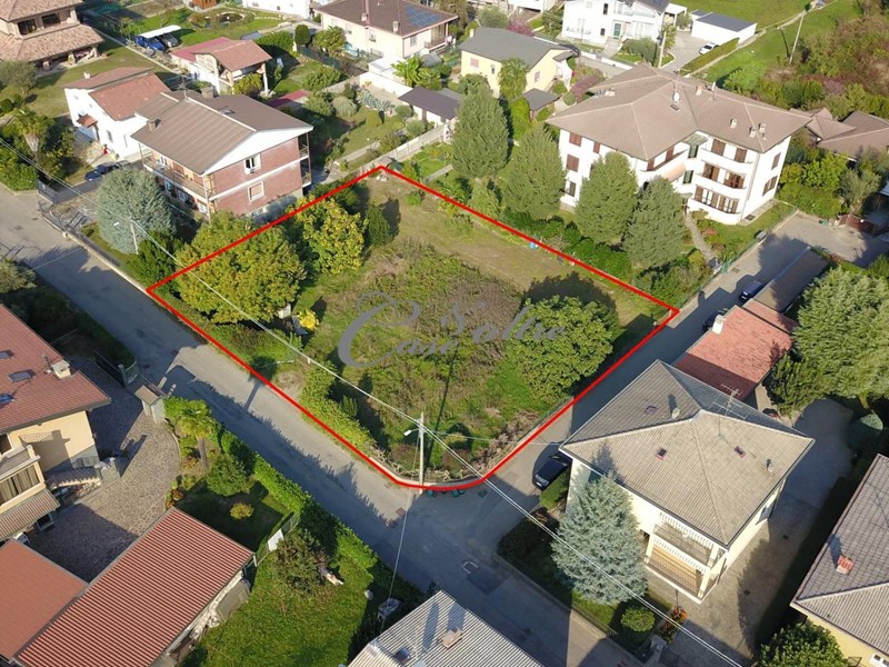Terreno edificabile in Vendita a Cermenate, 150'000&euro;, 1295 m²