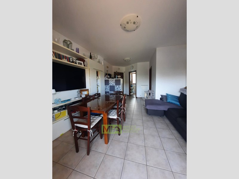 Appartamento in Vendita a Altidona, 210'000€, 80 m²