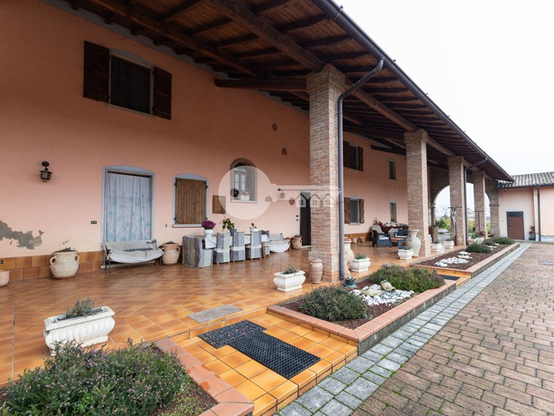 Casa Indipendente in Vendita a San Paolo, 450'000&euro;, 600 m²