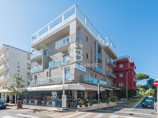 Appartamento in Vendita a Riccione, 3'100'000&euro;, 1268 m²