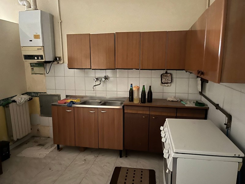 Casa Indipendente in Affitto a San Giuliano Terme, 2'000&euro;, 100 m²
