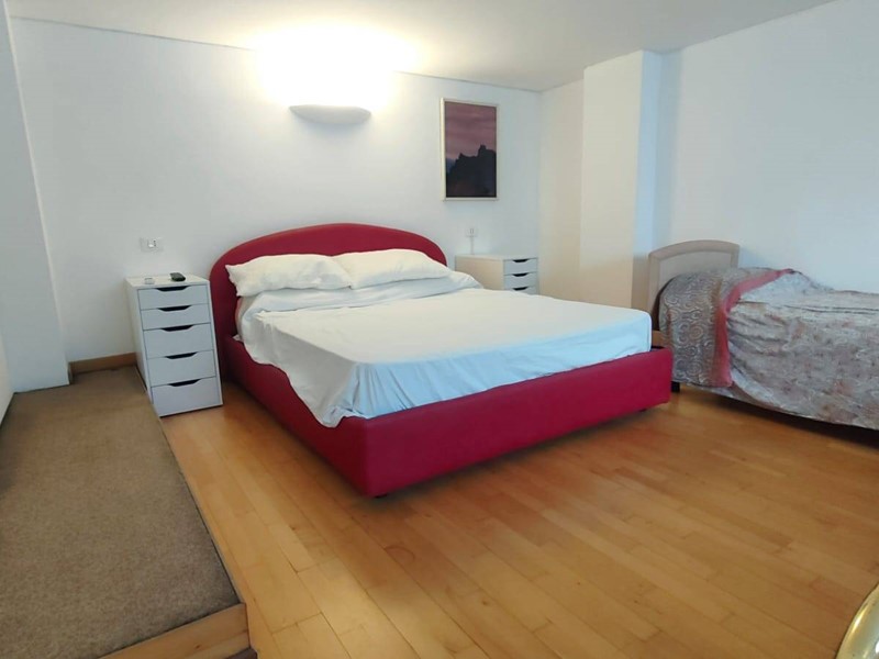 Trilocale in Affitto a Rimini, 750€, 77 m²