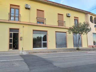 Immobile commerciale in Vendita a Nuraminis, 55'000€, 55 m²