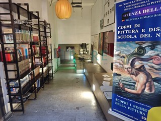 Immobile commerciale in Vendita a Roma, 780'000€, 900 m²