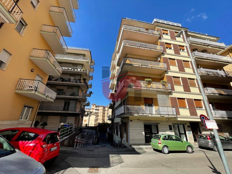 Appartamento in Vendita a Benevento, 180'000€, 143 m²