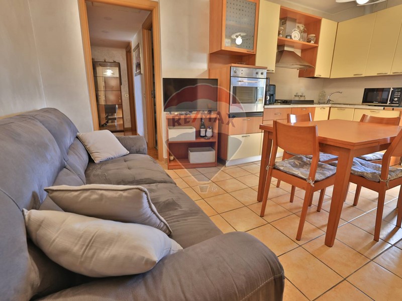 Trilocale in Vendita a Baranzate, 139'000&euro;, 70 m²