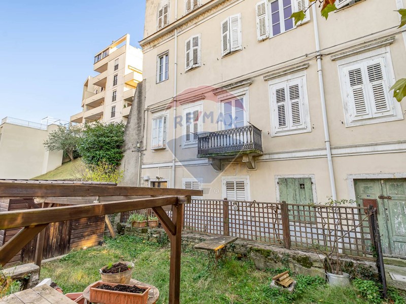 Quadrilocale in Vendita a Trieste, 155'000€, 81 m²