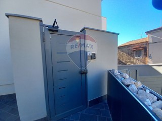 Quadrilocale in Vendita a Caserta, 255'000€, 98 m²