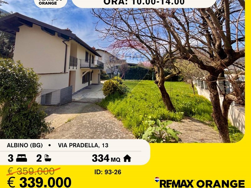 Villa in Vendita a Albino, 339'000€, 334 m², con Box