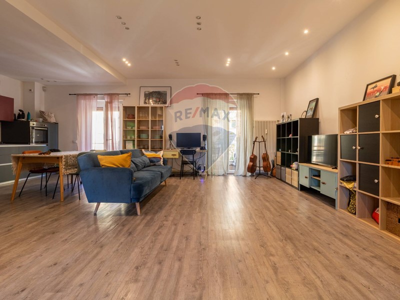 Trilocale in Vendita a Roma, 345'000€, 114 m²