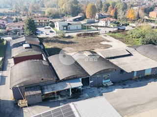 Capannone in Affitto a Quinzano d'Oglio, 10'000&euro;, 3000 m²