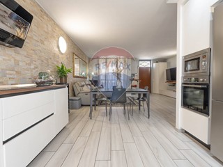 Villetta a schiera in Vendita a Brugherio, 530'000&euro;, 201 m²