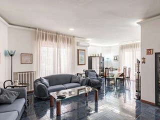 Quadrilocale in Vendita a Nola, 189'000&euro;, 201 m²