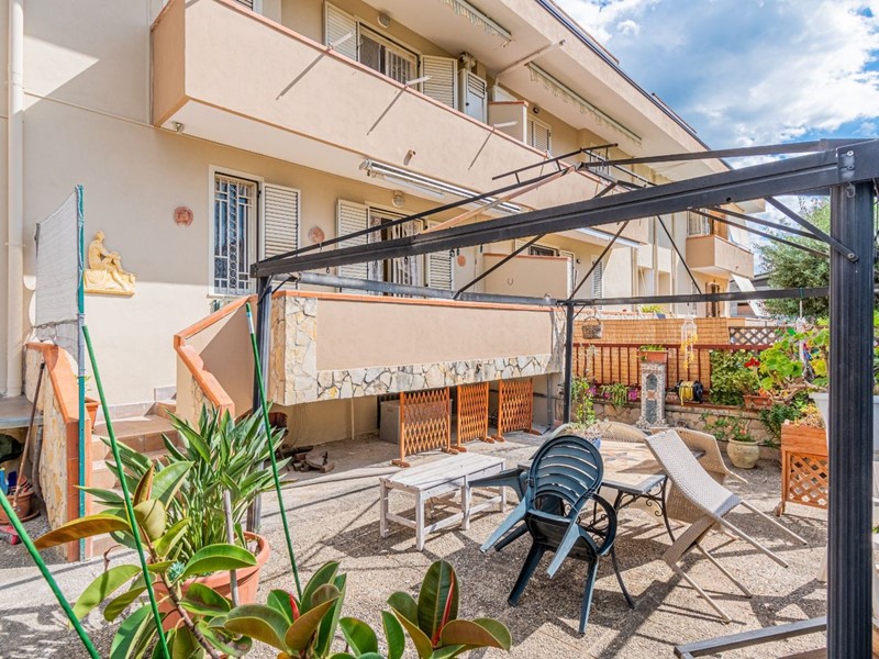 Villetta a schiera in Vendita a Pignataro Maggiore, 175'000&euro;, 240 m²