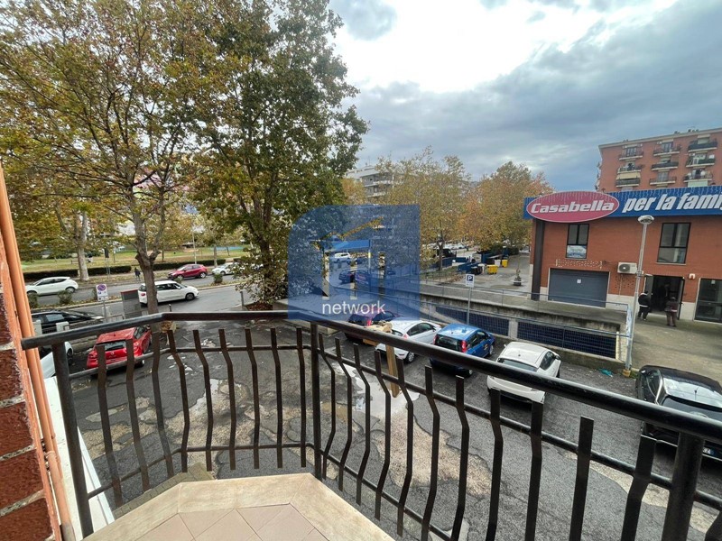 Bilocale in Vendita a Pomezia, 99'000€, 55 m²