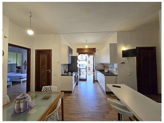 Quadrilocale in Vendita a Salerno, 215'000€, 119 m²
