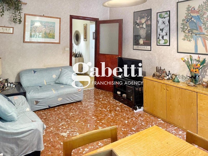 Trilocale in Vendita a Roma, 259'000€, 103 m²