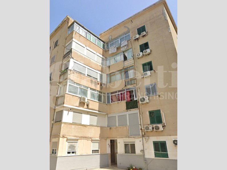 Trilocale in Vendita a Palermo, 129'000€, 90 m²