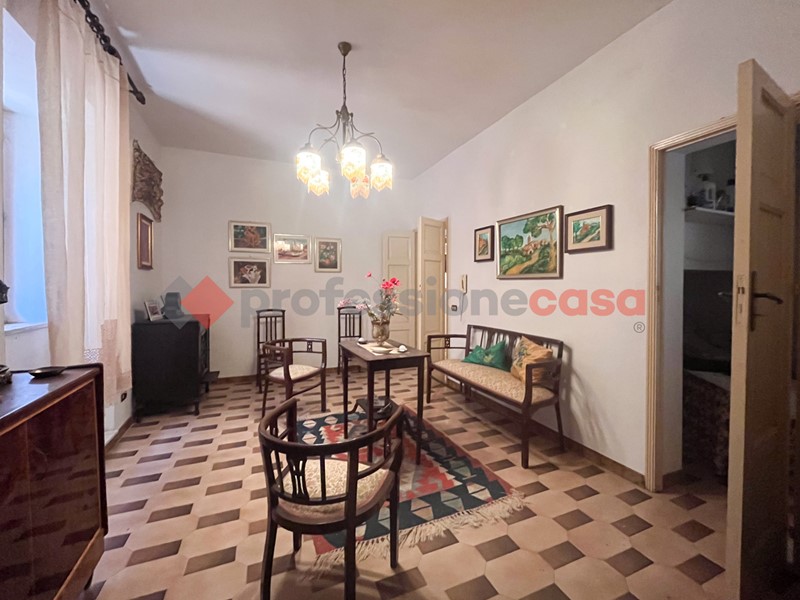 Casa Indipendente in Vendita a San Salvatore di Fitalia, 85'000€, 200 m²