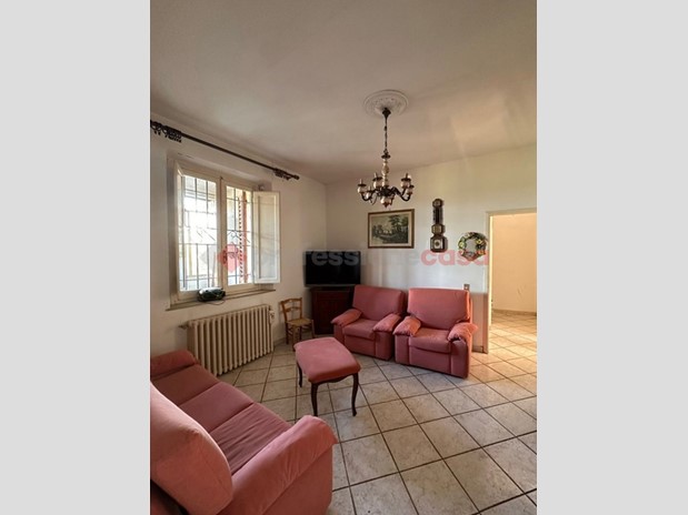 Casa Indipendente in Vendita a Serravalle Pistoiese, 120'000€, 75 m²