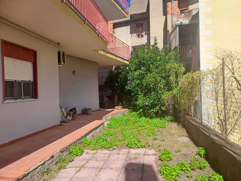 Quadrilocale in Vendita a Barcellona Pozzo di Gotto, 89'000&euro;, 119 m²