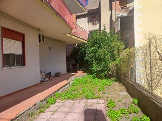 Quadrilocale in Vendita a Barcellona Pozzo di Gotto, 89'000&euro;, 119 m²