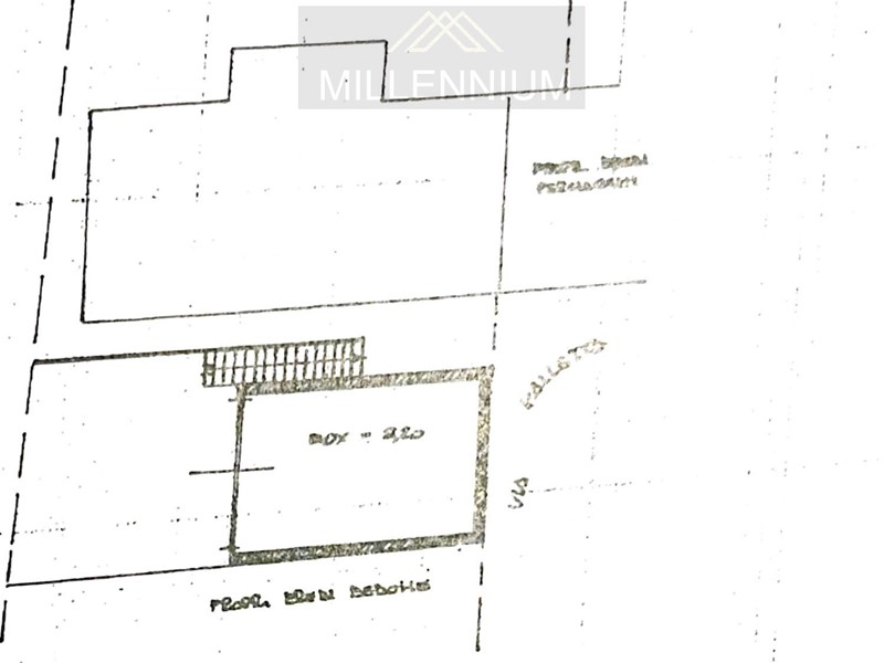 Villa in Vendita a Meina, 376'000&euro;, 320 m²