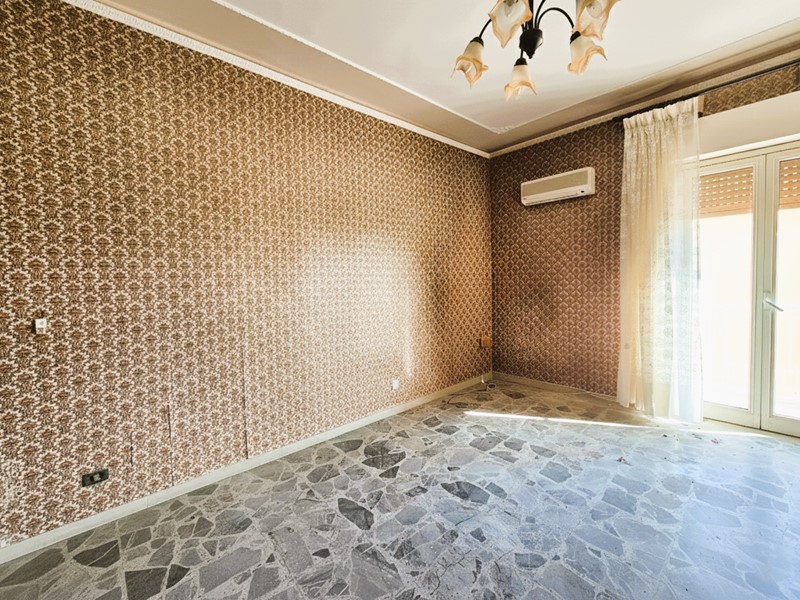 Trilocale in Vendita a Agrigento, 95'000€, 114 m²