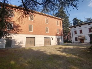 Casa Indipendente in Vendita a Vignola, 550'000€, 755 m², con Box