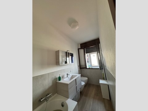 Casa Semi Indipendente in Vendita a Rovigo, 120'000€, 120 m²