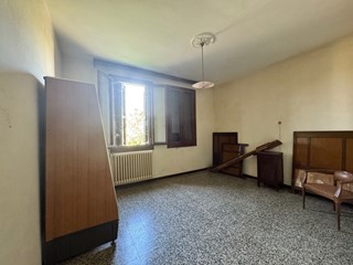 Casa Indipendente in Vendita a Villadose, 89'000€, 200 m²