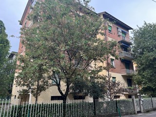Quadrilocale in Vendita a Reggio Emilia, zona Gardenia, 148'000€, 115 m²