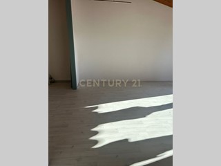 Appartamento in Vendita a Legnago, 125'000€, 83 m²