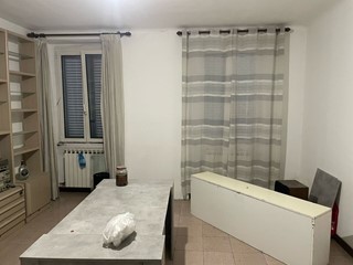Bilocale in Vendita a Monza, 89'000€, 68 m², con Box
