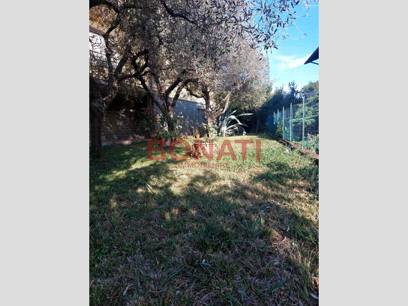 Casa Indipendente in Vendita a Santo Stefano di Magra, zona Ponzano, 495'000&euro;, , con Box