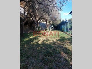 Casa Indipendente in Vendita a Santo Stefano di Magra, zona Ponzano, 495'000&euro;, , con Box