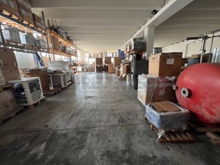 Capannone in Affitto a Borso del Grappa, 2'250&euro;, 900 m²