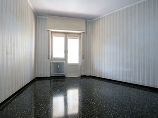 Appartamento in Vendita a Genova, 79'000&euro;, 122 m²