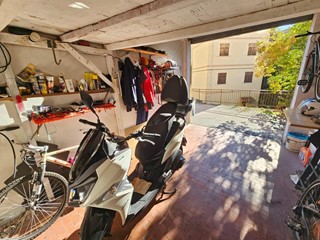 Box in Vendita a Campomorone, 26'000&euro;, 74 m²