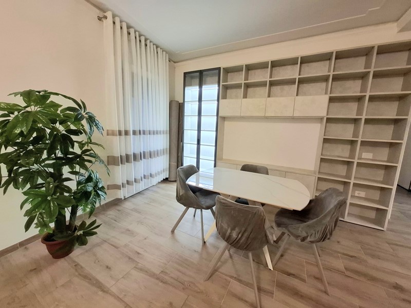 Quadrilocale in Vendita a Rovigo, 95'000€, 70 m², arredato