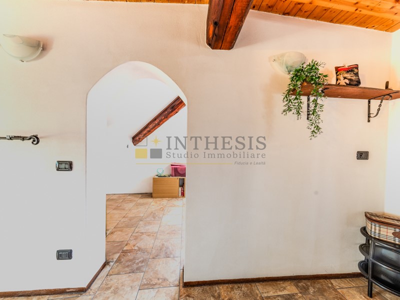 Casa Semi Indipendente in Vendita a Seregno, 275'000&euro;, 160 m²