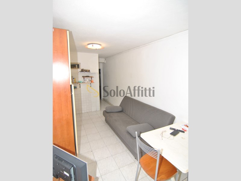 Bilocale in Affitto a Pisa, zona Tirrenia, 400€, 35 m²
