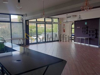 Capannone in Affitto a Montemurlo, zona OSTE, 1'000&euro;, 160 m², arredato