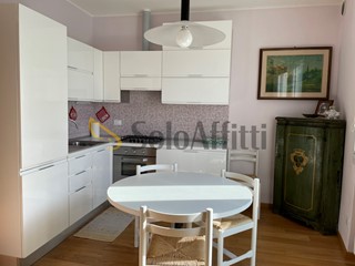 Trilocale in Affitto a Rimini, zona Marina Centro, 850€, 50 m²