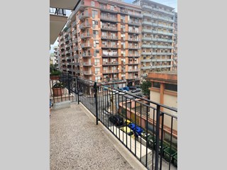 Appartamento in Vendita a Taranto, 85'000€, 103 m²