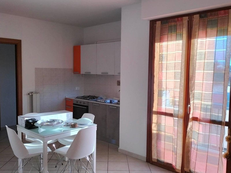 Trilocale in Affitto a Pisa, zona Riglione Oratoio, 750€, 75 m², arredato, con Box